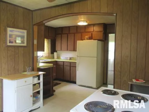 821 8th St, Lacon, IL 61540 photo 6