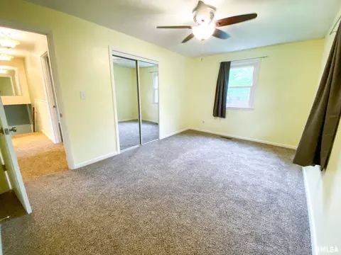 713 Curtis Ct, Eureka, IL 61530 photo 32