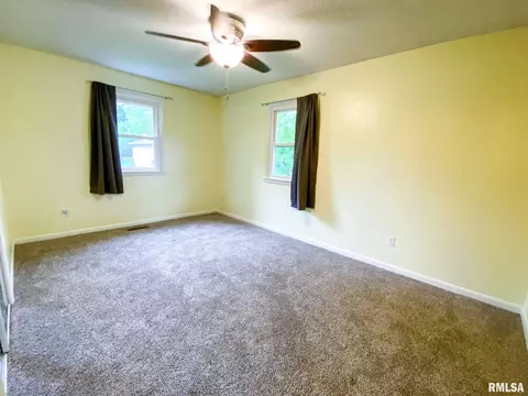 713 Curtis Ct, Eureka, IL 61530 photo 31
