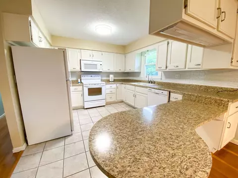 713 Curtis Ct, Eureka, IL 61530 photo 14
