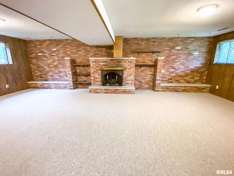 713 Curtis Ct, Eureka, IL 61530 photo 43