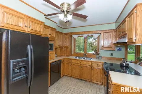214 Shady Ln, Eureka, IL 61530 photo 22