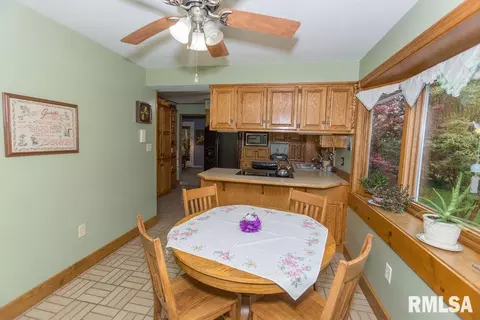 214 Shady Ln, Eureka, IL 61530 photo 27