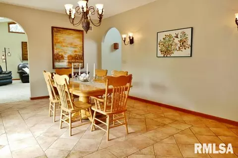 1318 Amanda Dr, Metamora, IL 61548 photo 14