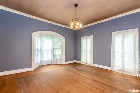 914 3rd St, Henry, IL 61537 photo 8