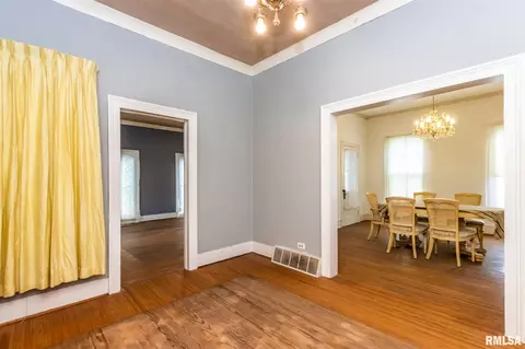 914 3rd St, Henry, IL 61537 photo 18