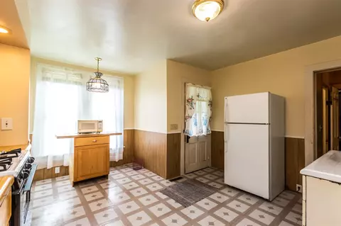 914 3rd St, Henry, IL 61537 photo 13