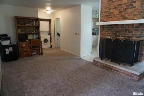 839 W Mcdonough St, Macomb, IL 61455 photo 4