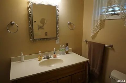 839 W Mcdonough St, Macomb, IL 61455 photo 13