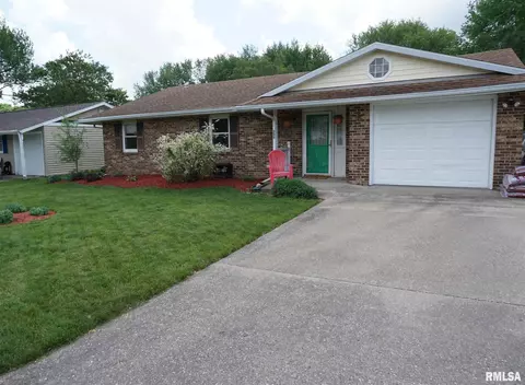 839 W Mcdonough St, Macomb, IL 61455 photo 1
