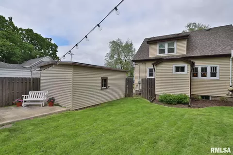 310 E Adams St, Morton, IL 61550 photo 48