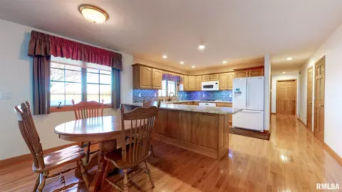 5109 S Cameron Ln, Mapleton, IL 61547 photo 12