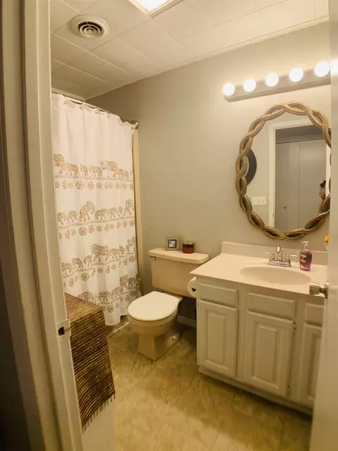 227 E Summit St, Macomb, IL 61455 photo 26