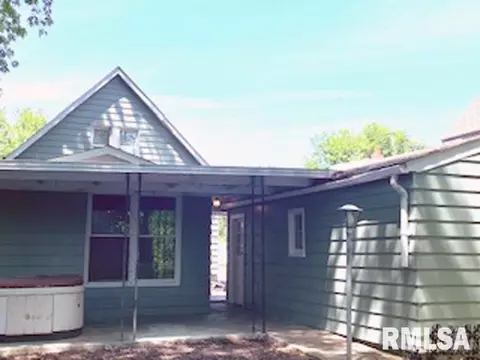 846 E Spruce St, Canton, IL 61520 photo 36