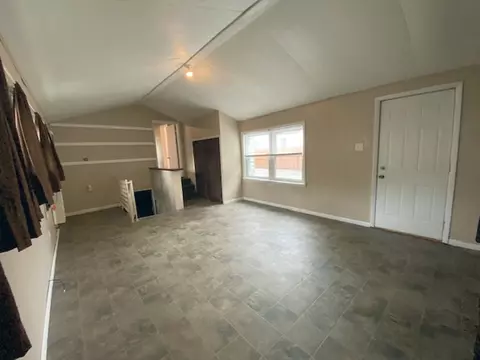 846 E Spruce St, Canton, IL 61520 photo 16