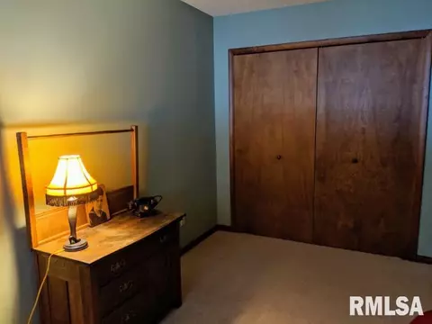 2009 Maple Ave, Macomb, IL 61455 photo 12