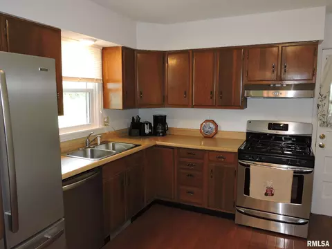 937 Jamie Ln, Macomb, IL 61455 photo 10
