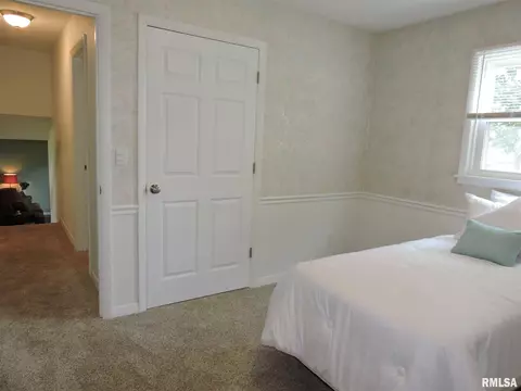 937 Jamie Ln, Macomb, IL 61455 photo 21