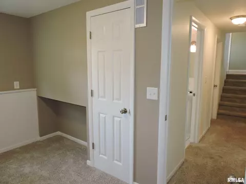 937 Jamie Ln, Macomb, IL 61455 photo 25