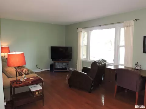 937 Jamie Ln, Macomb, IL 61455 photo 6