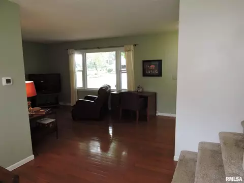 937 Jamie Ln, Macomb, IL 61455 photo 7
