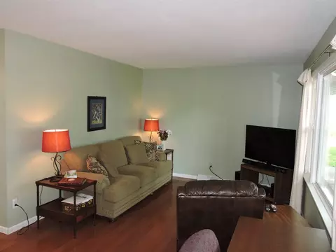 937 Jamie Ln, Macomb, IL 61455 photo 5
