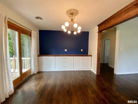 235 E Summit St, Macomb, IL 61455 photo 9