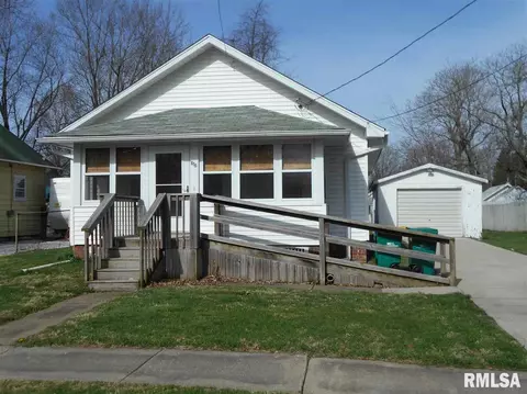 616 N Edwards St, Macomb, IL 61455 photo 1