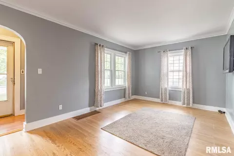 326 Elmhurst Ave, Peoria, IL 61603 photo 7