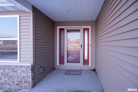 303 Elgin Ave, Washington, IL 61571 photo 45