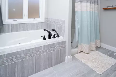 303 Elgin Ave, Washington, IL 61571 photo 18