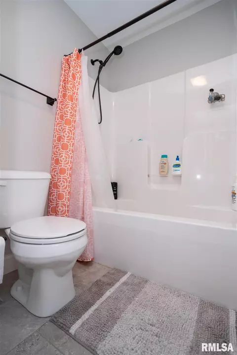 303 Elgin Ave, Washington, IL 61571 photo 41