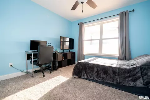 303 Elgin Ave, Washington, IL 61571 photo 20