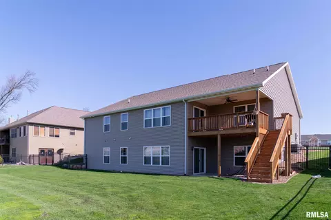 303 Elgin Ave, Washington, IL 61571 photo 47