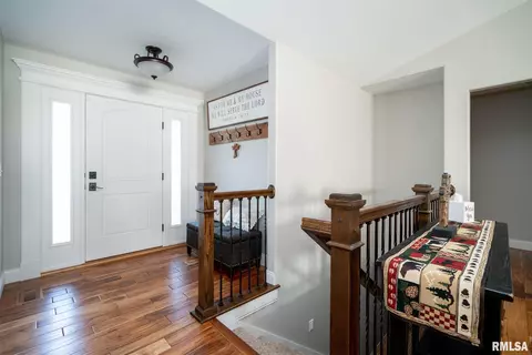 303 Elgin Ave, Washington, IL 61571 photo 2