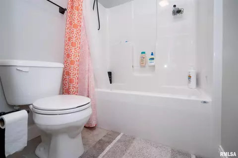 303 Elgin Ave, Washington, IL 61571 photo 42