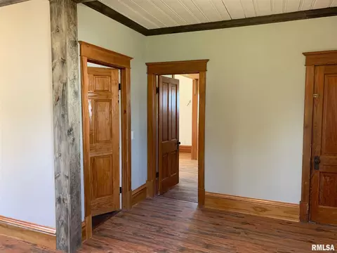 855 Carter St, Fairview, IL 61432 photo 8
