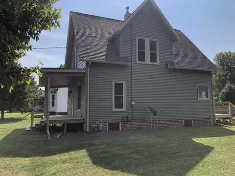 855 Carter St, Fairview, IL 61432 photo 3