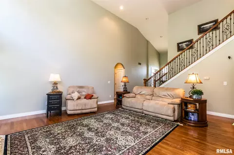 567 Pheasant Trl, Metamora, IL 61548 photo 15