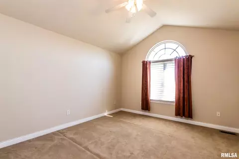 567 Pheasant Trl, Metamora, IL 61548 photo 27