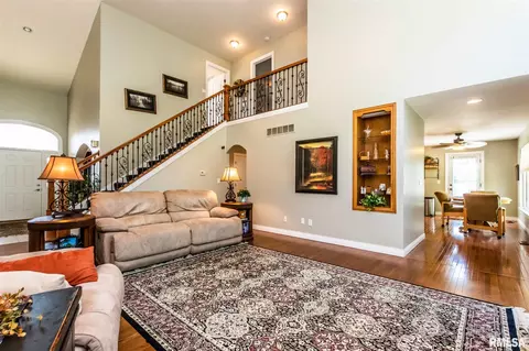 567 Pheasant Trl, Metamora, IL 61548 photo 16
