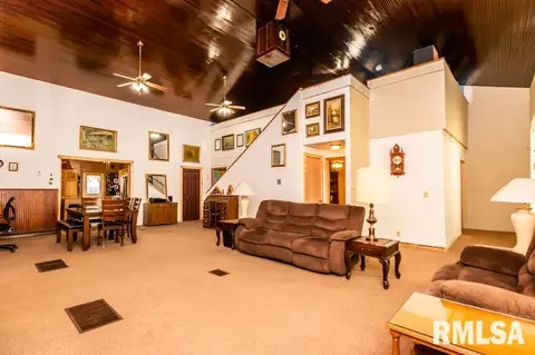 200 W Van Alstine St, Secor, IL 61771 photo 3