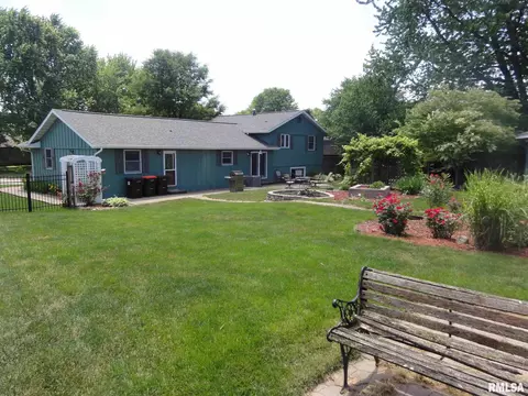 127 N Castle Dr, Dunlap, IL 61525 photo 30