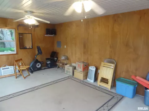 127 N Castle Dr, Dunlap, IL 61525 photo 38