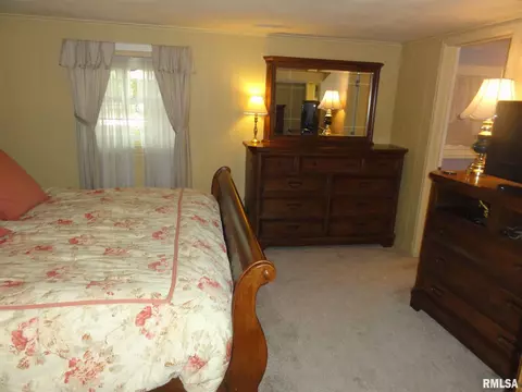 127 N Castle Dr, Dunlap, IL 61525 photo 15