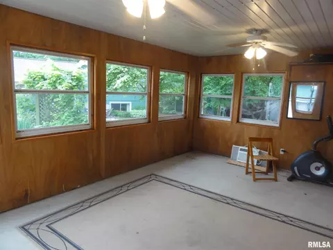 127 N Castle Dr, Dunlap, IL 61525 photo 37