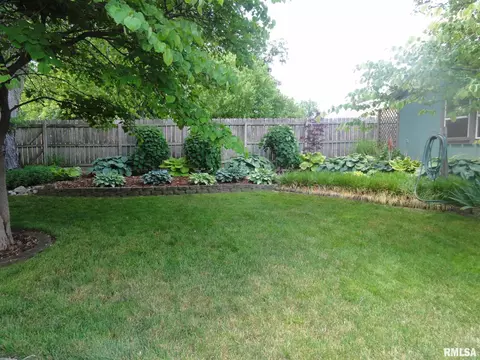 127 N Castle Dr, Dunlap, IL 61525 photo 41