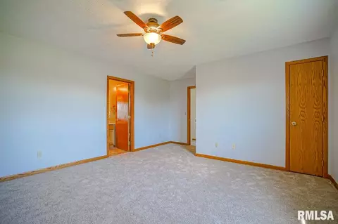 1907 Century Dr, Eureka, IL 61530 photo 21