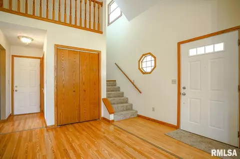 1907 Century Dr, Eureka, IL 61530 photo 18