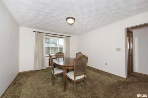 203 W 5th St, Minonk, IL 61760 photo 7